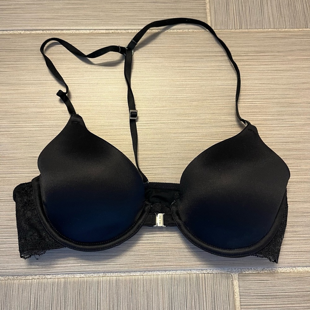 Victoria’s Secret Pink 34 B black T-back front closure bra